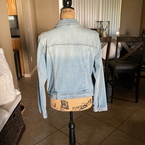 Denim jacket - Picture 3 of 6